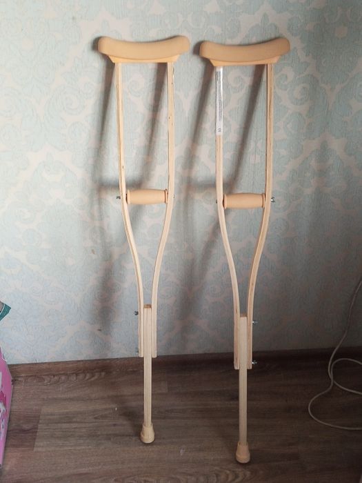 Продам костыли детские