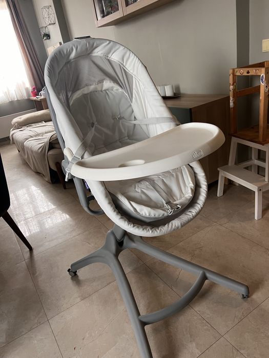 Baby Hug Air 4в1 - креватче, шезлонг, стол за хранене
