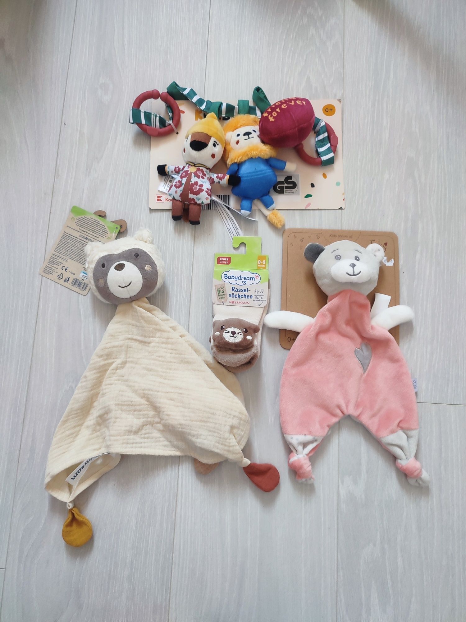 Играчки за бебе, 0+