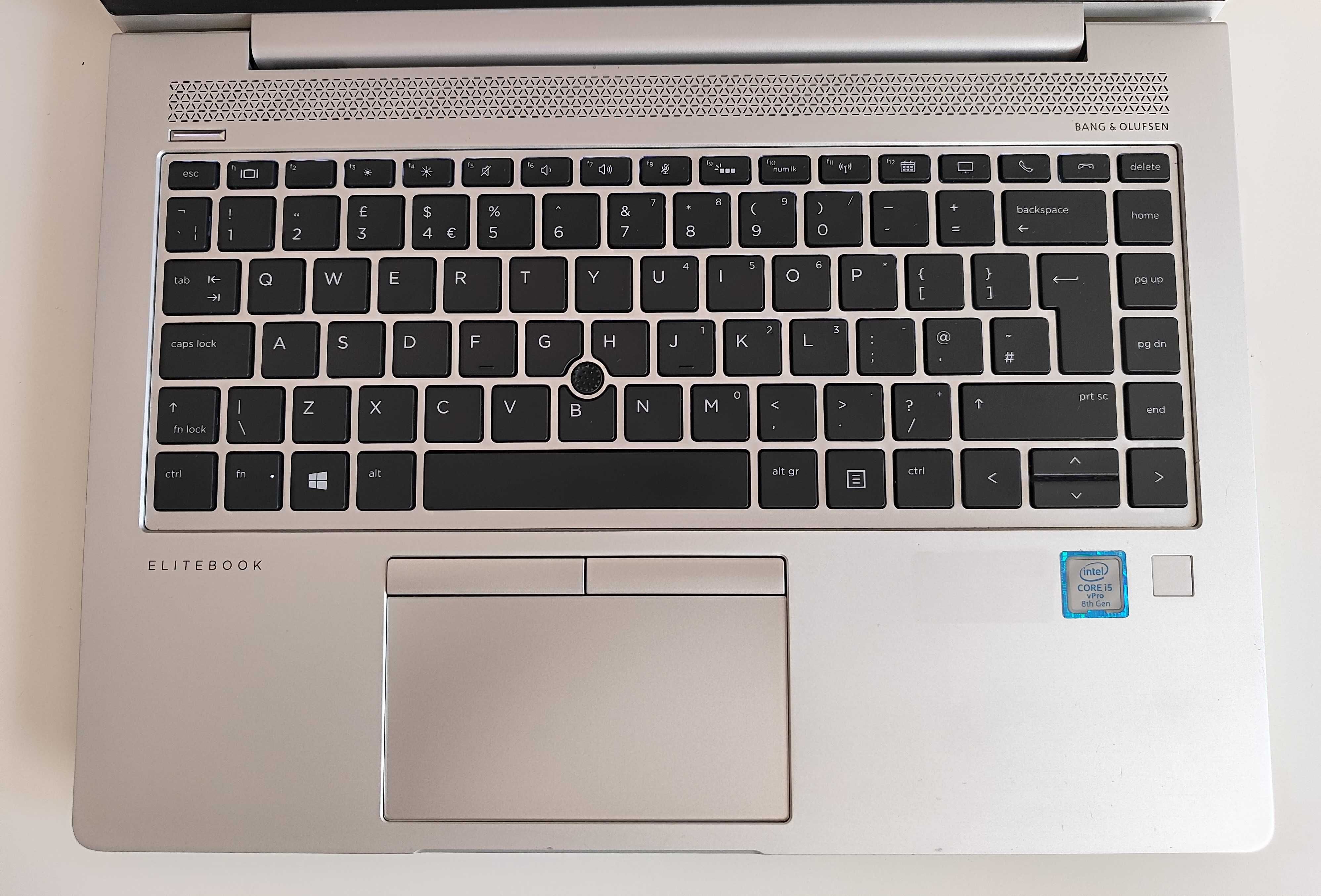 HP Elitebook 840 G6 FHD IPS/I5-8365U/AMD RX 550X 2GB/256GB/8GB/4G