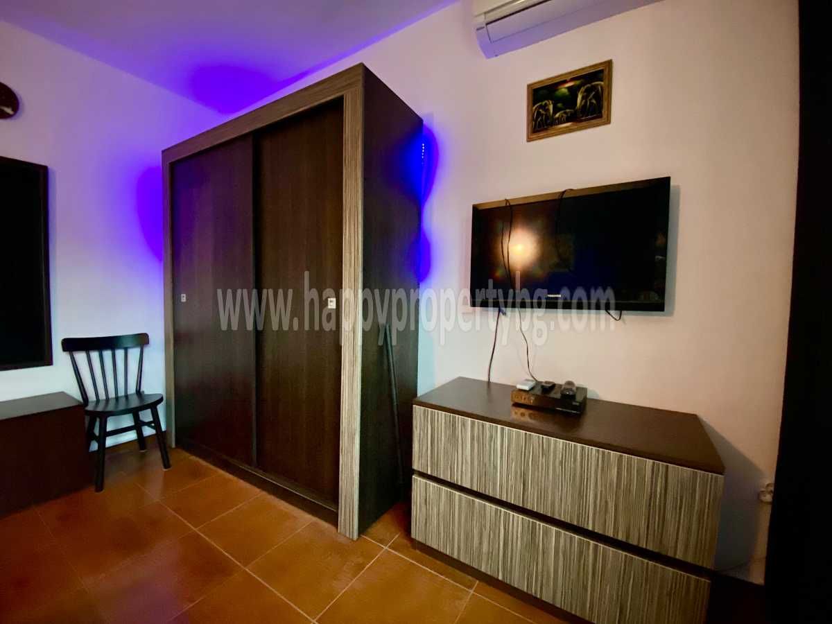 Продава се Двустаен апартамент в с. Кошарица, Област Бургас - 52 кв.м за 1037 €/кв.м - Снимка #3
