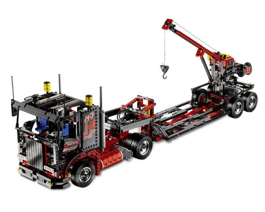 Lego Technic Tow Truck 8285 (състои се от 1915 Lego блокчета)
