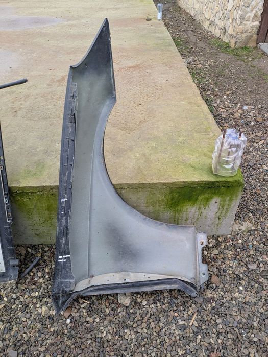 Trapă Mercedes ClS aripa stânga