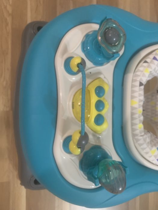 Проходилка Babymoov