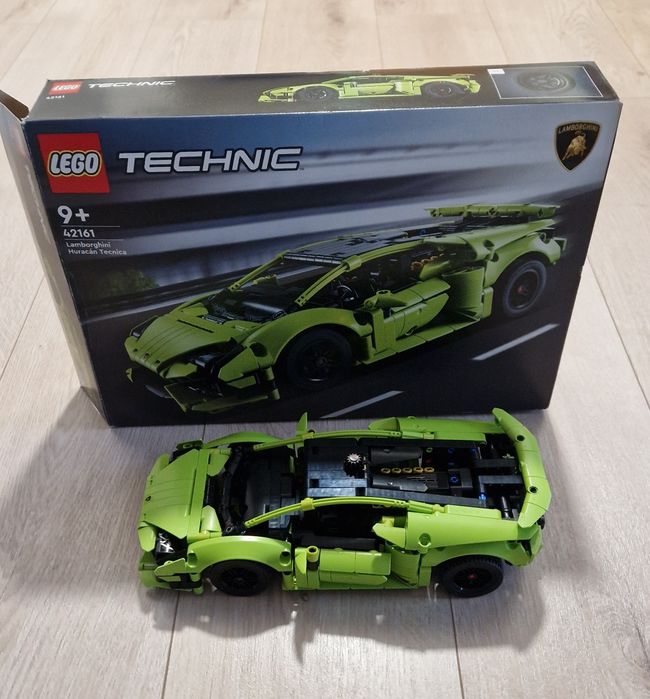 LEGO Technic - Lamborghini Huracán Tecnica 42161, 806 piese