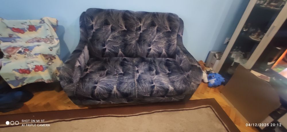 Диван с функция сън