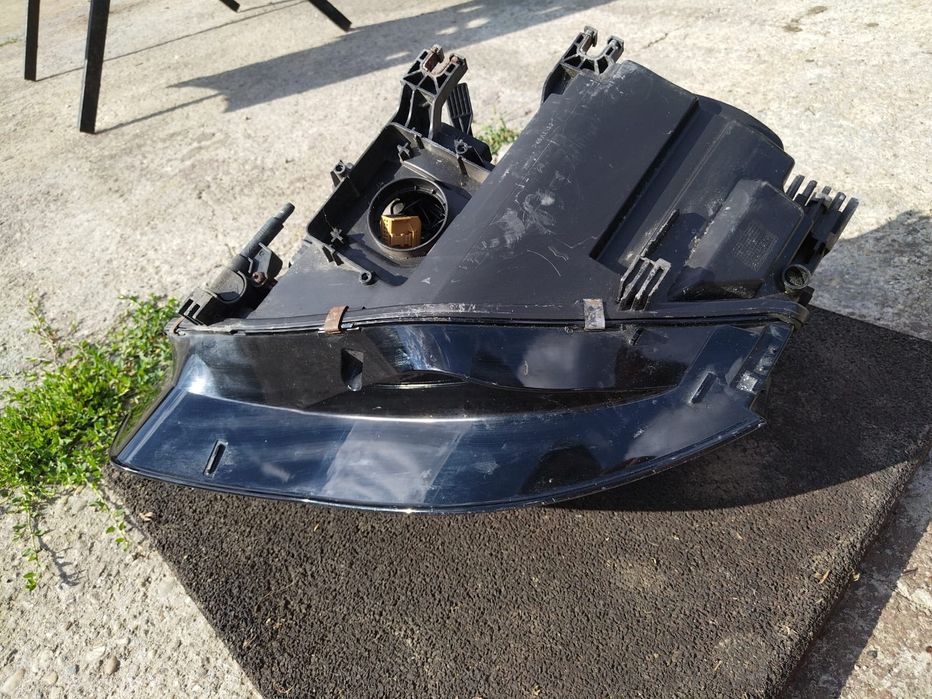 Far audi a5 bixenon cornering