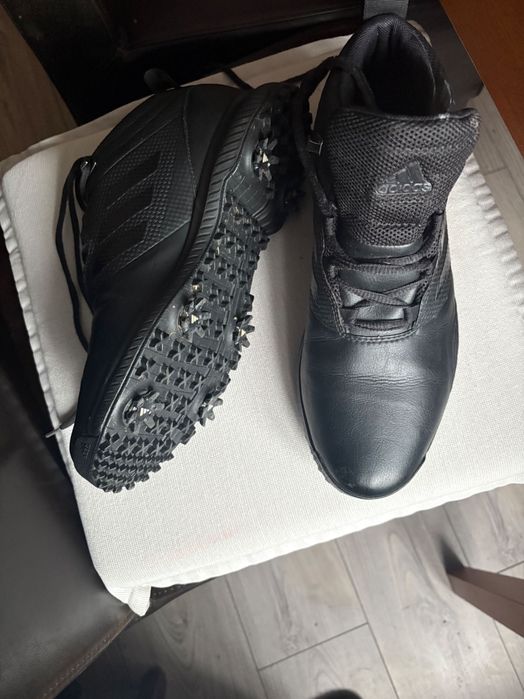 Обувки за голф нови adidas