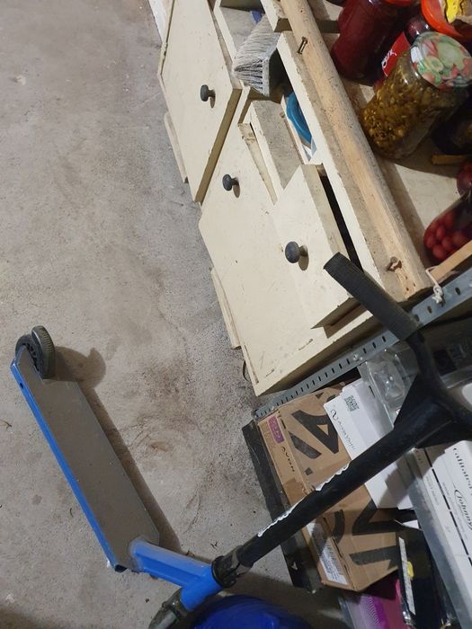 Vând trotineta copii două bucăți