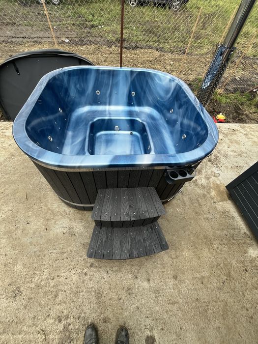 Ciubar din fibra jacuzzi