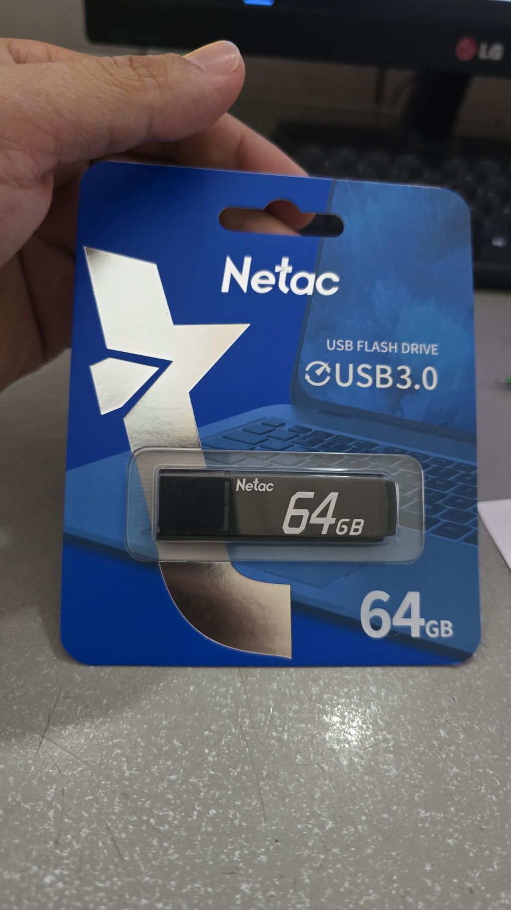 Флешки  оригинал Netac 64gb