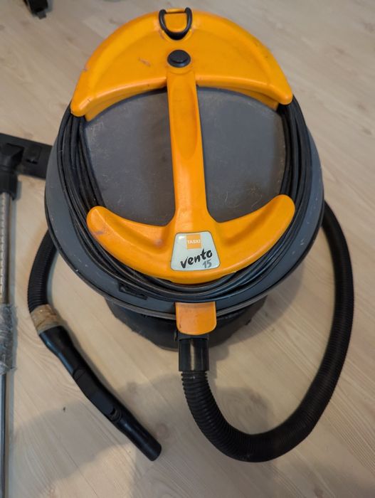 Aspirator profesional 15