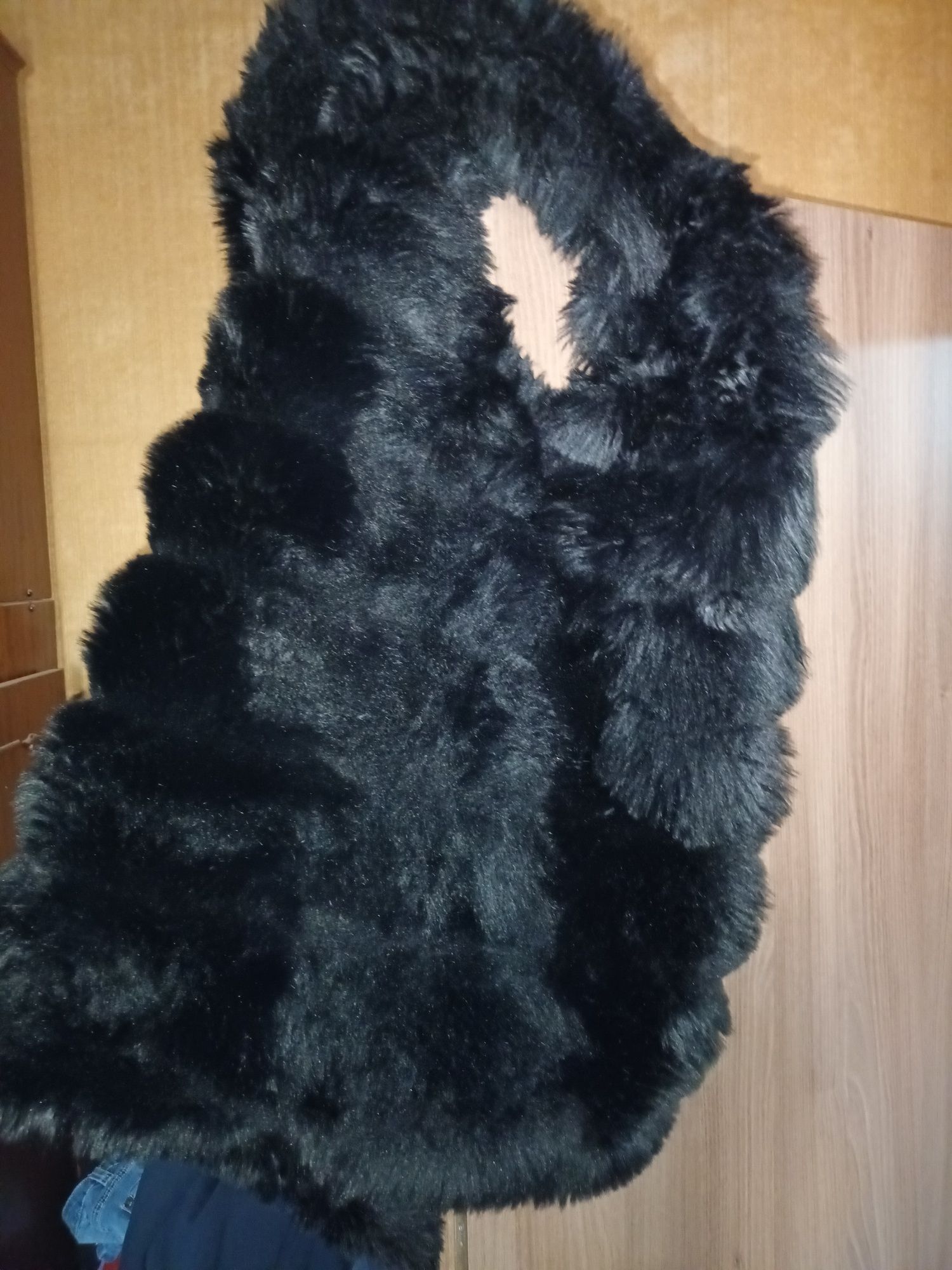 Елек от изкуствен косъм