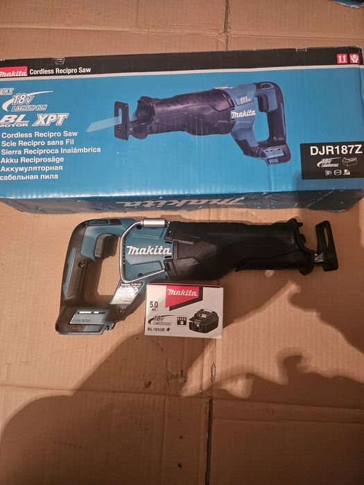 Fierăstrău Sabie Makita DJR187Z