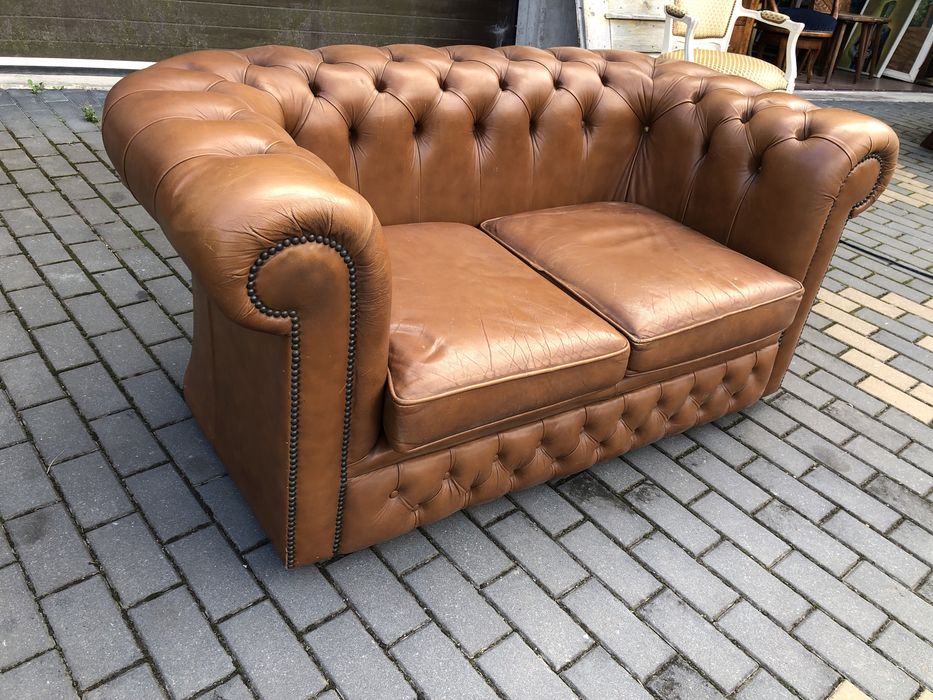 Canapea Chesterfield vechi
