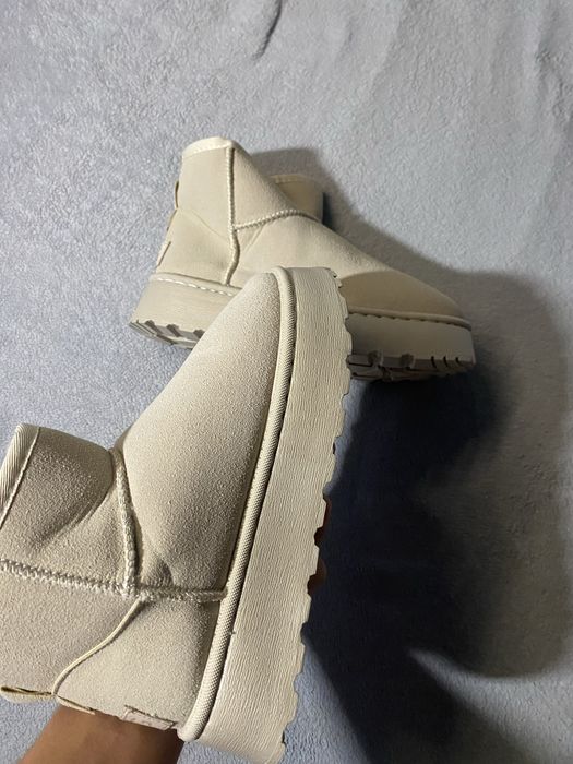 Ugg mini platform