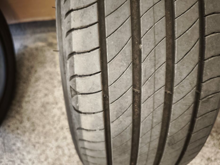 Летни гуми Michelin 235/45 R20
