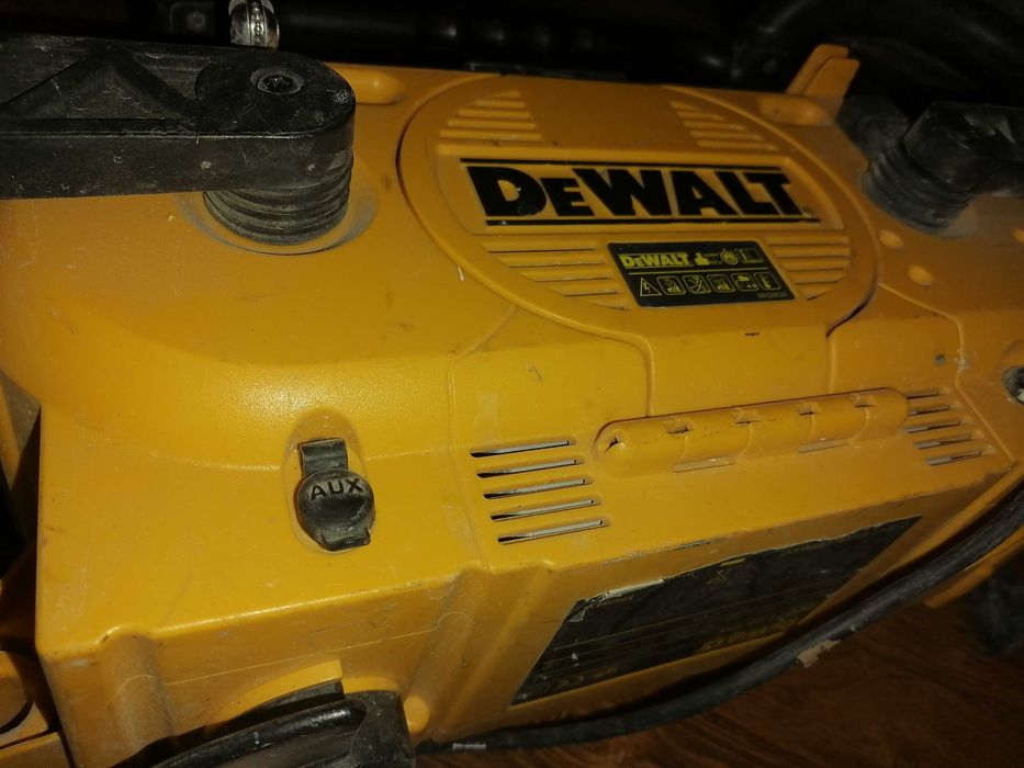 Radio Dewalt cu AuX import Germania