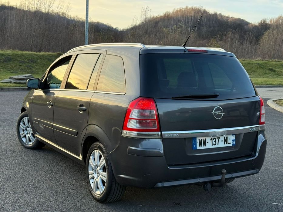 Opel Zafira ~ 2012 ~ Euro 5 ~ 1.7 Diesel