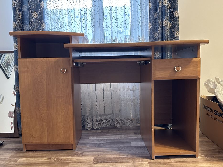 Компьютерный стол
