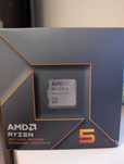 Procesor AMD Ryzen™ 5 8500G, 22MB, up to 5.0GHz Max Boost, Socket AM5