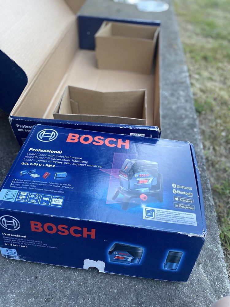 laser combinat Bosch Professional GCL 2-50 C cu trepied BT 150.