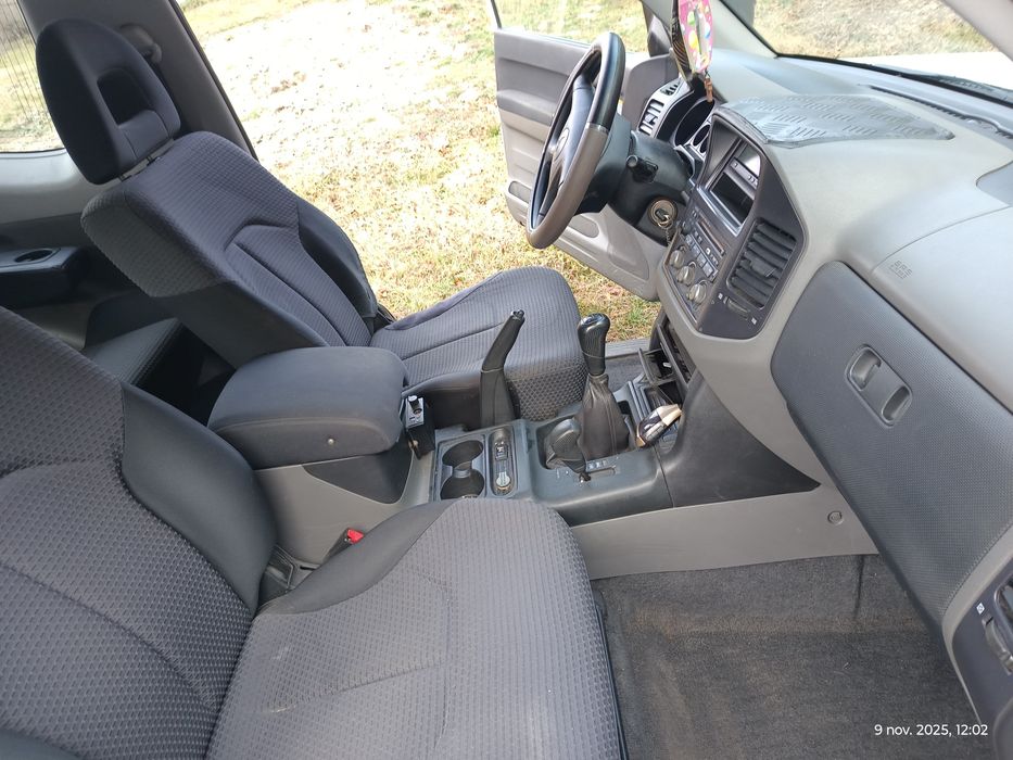 Vând Mitsubishi pajero