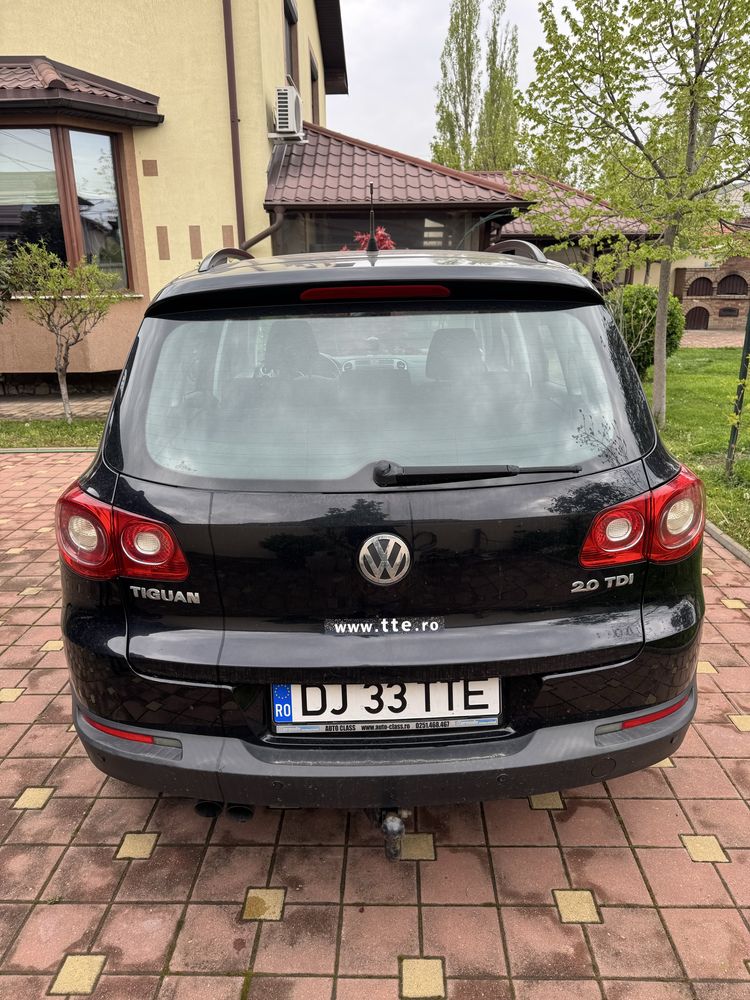 Volkswagen TIGUAN 4x4 (CarVertical)