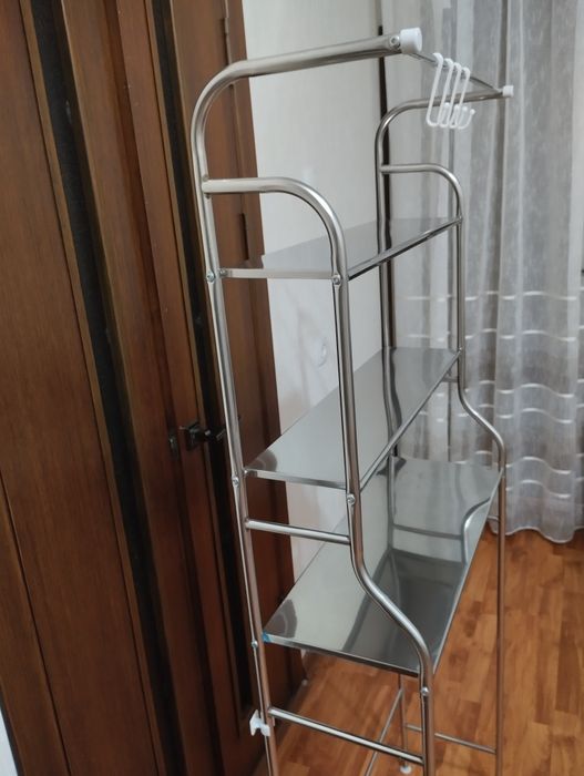Полка для ванны и туалета