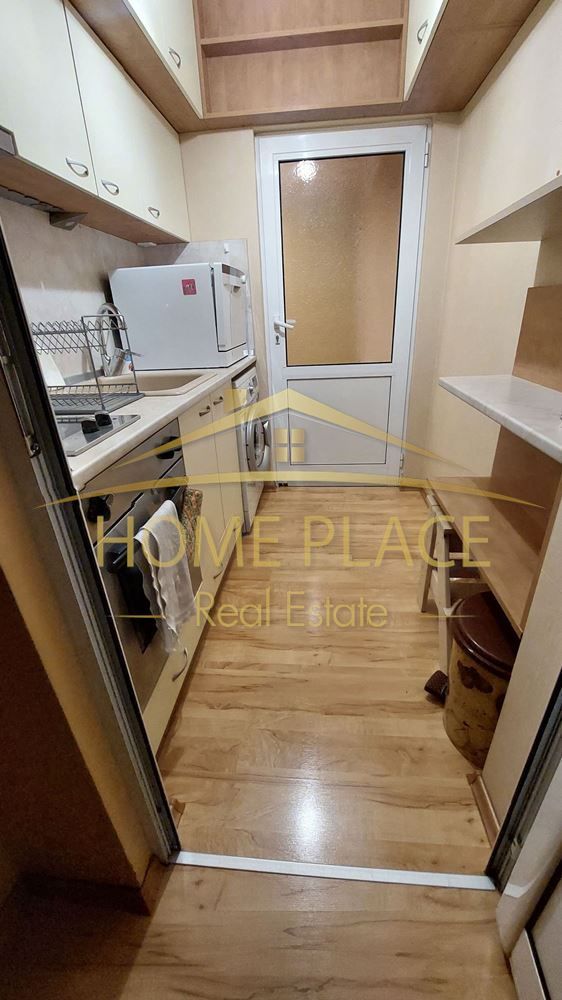 Дава се под наем Тристаен апартамент в Варна, Победа - 77 кв.м за 510 € - Снимка #4