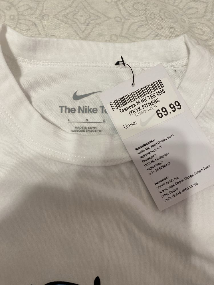 Тениска NIKE Размер L - чисто нова