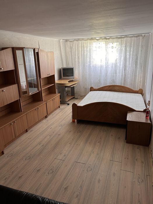 Inchiriez garsoniera