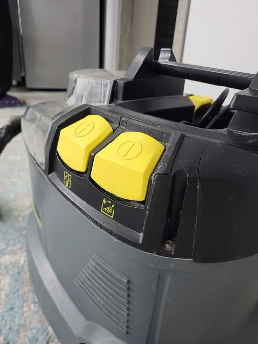 Кёрхер Karcher Puzzi 8/1c