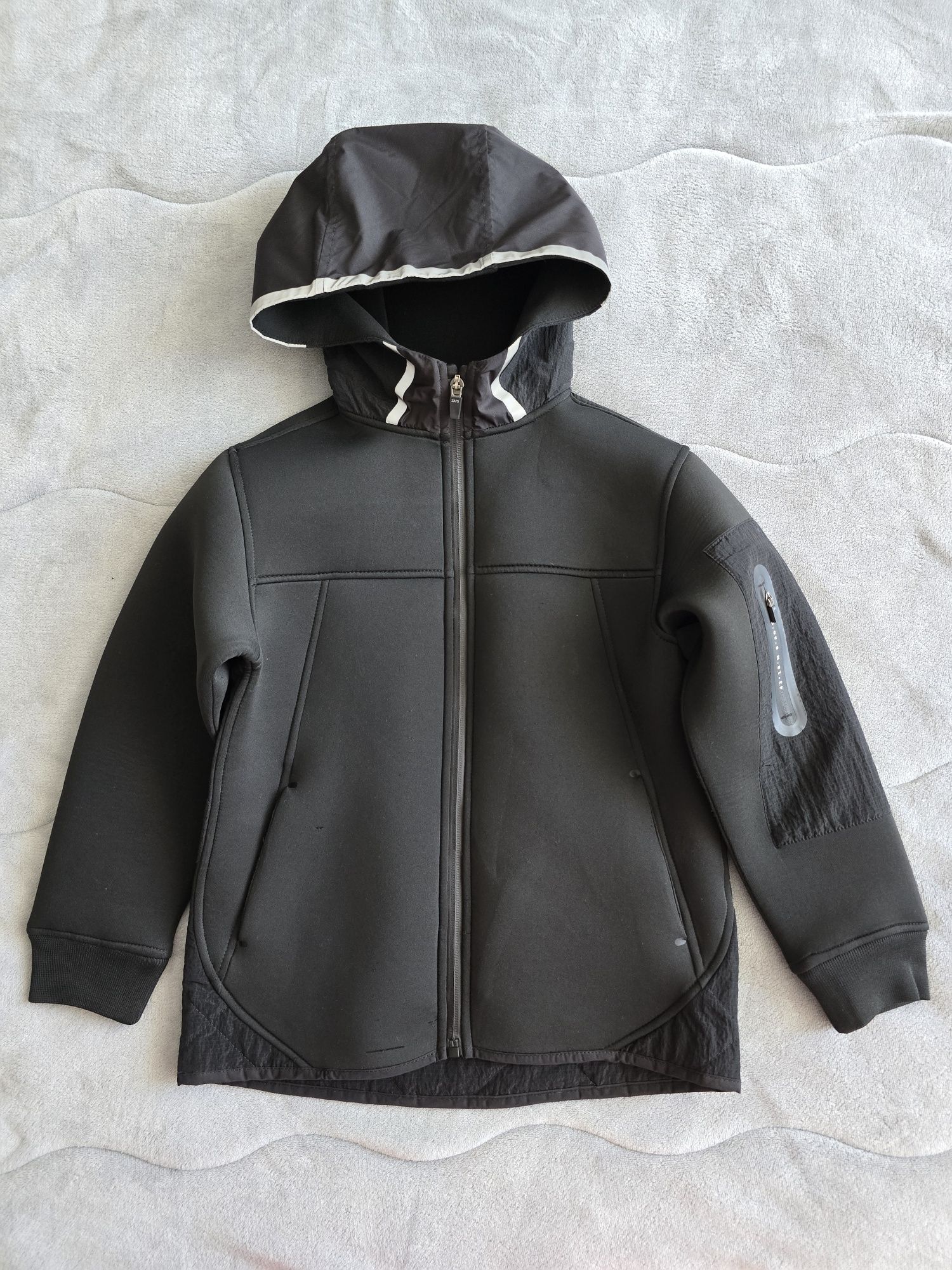 Черно спортно яке Zara 128см