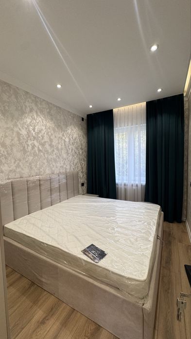 Юнусабад-12 квартал. 2х перед в3/2й этаж (по линии метро)