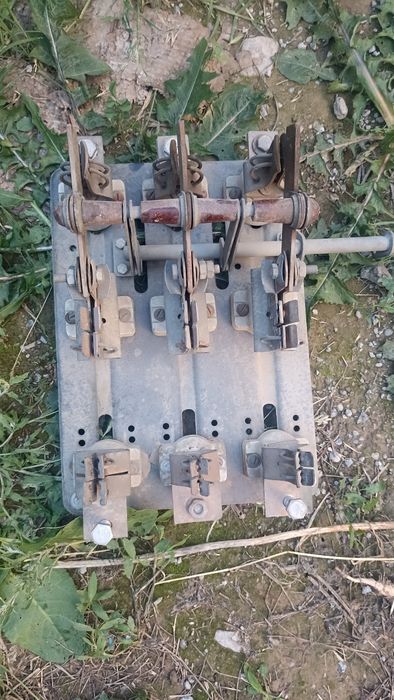 Рубильник электрический