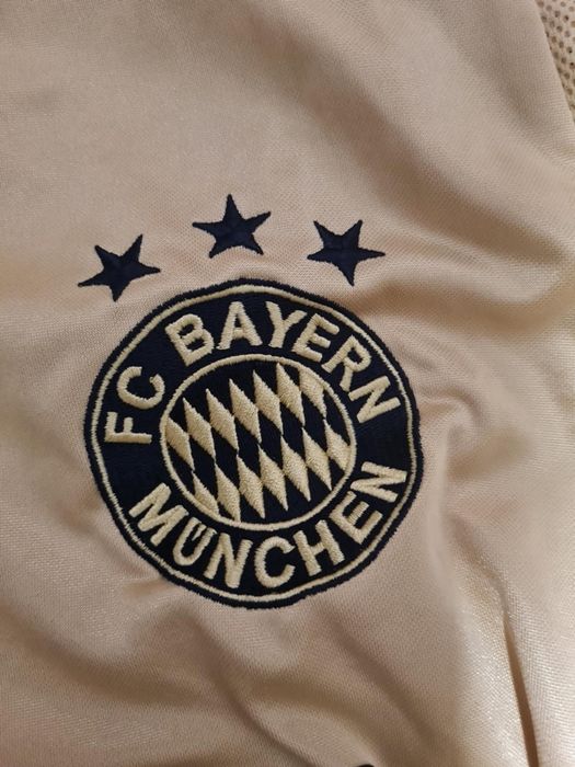 Fc Bayern Munchen jersey (negociabil)