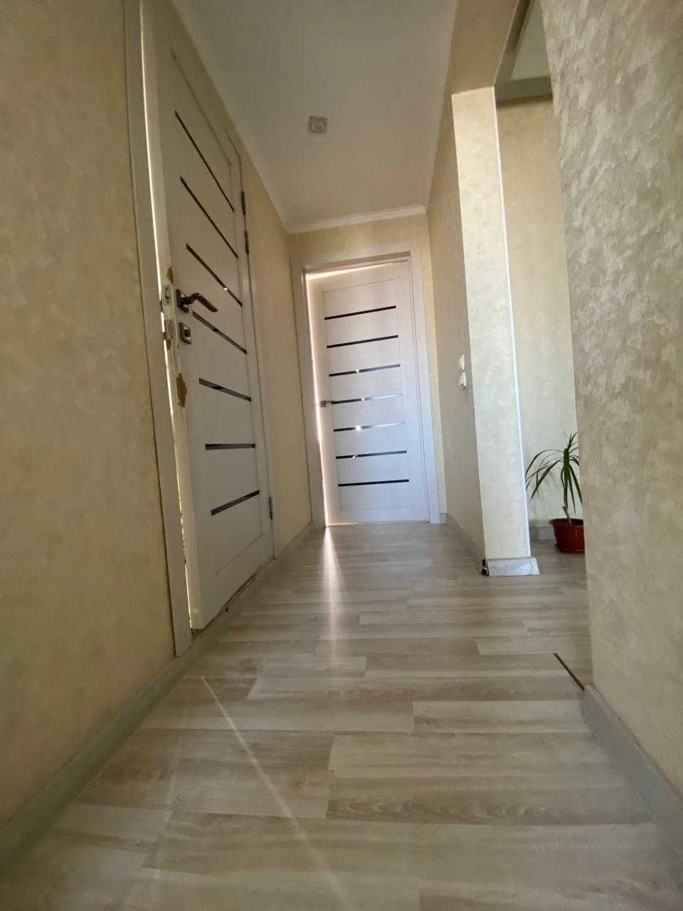 3комн. 69,5 м2 8мкр 7эт