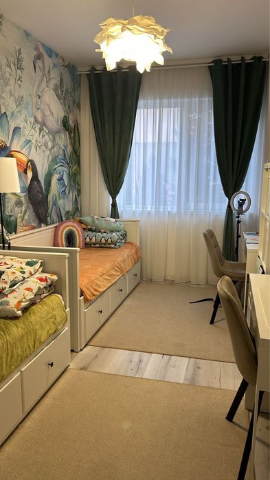 Inchiriez apartament in strand