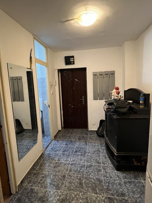 Garsoniera de inchiriat