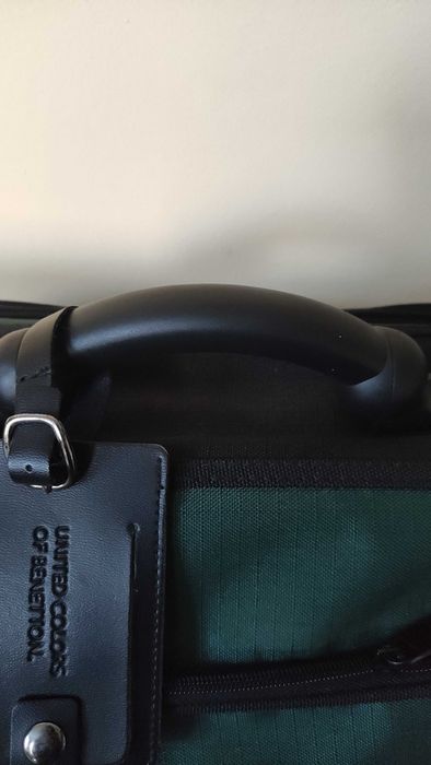 Вместителна чанта за ръчен багаж неупотребявана