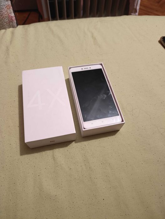 Xiaomi Note 4X перфектен