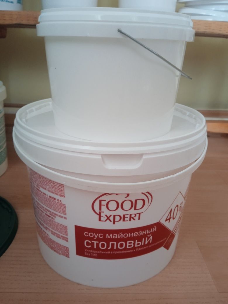 Продам ведра 10 л