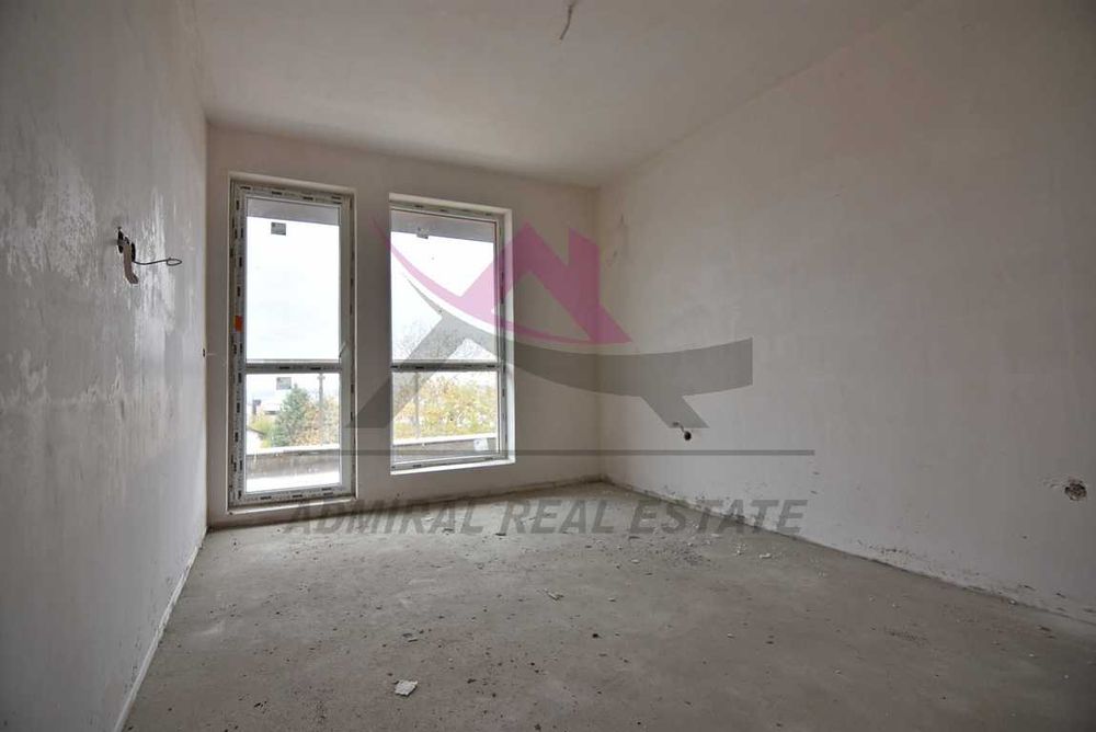 Продава се Тристаен апартамент в Варна, Възраждане 3 - 112 кв.м за 1474 €/кв.м - Снимка #3