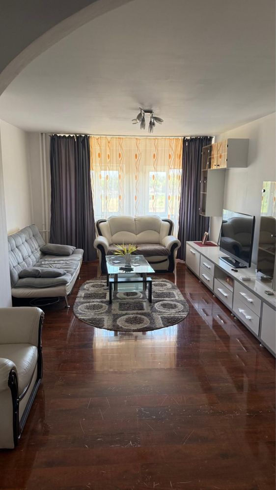 Apartament de inchiriat