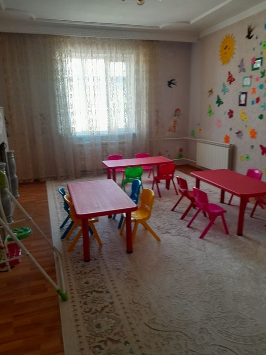 Балабақшаға арналған стол стулья сатылады.