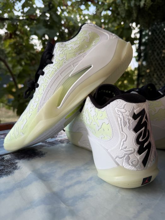 Air Jordan Nike Zion