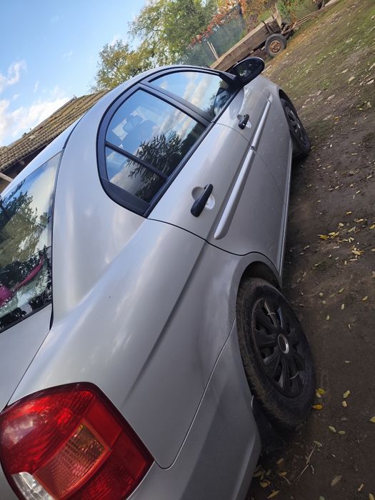 Vând Hyundai accent