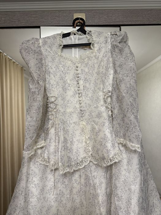 Продаются платья