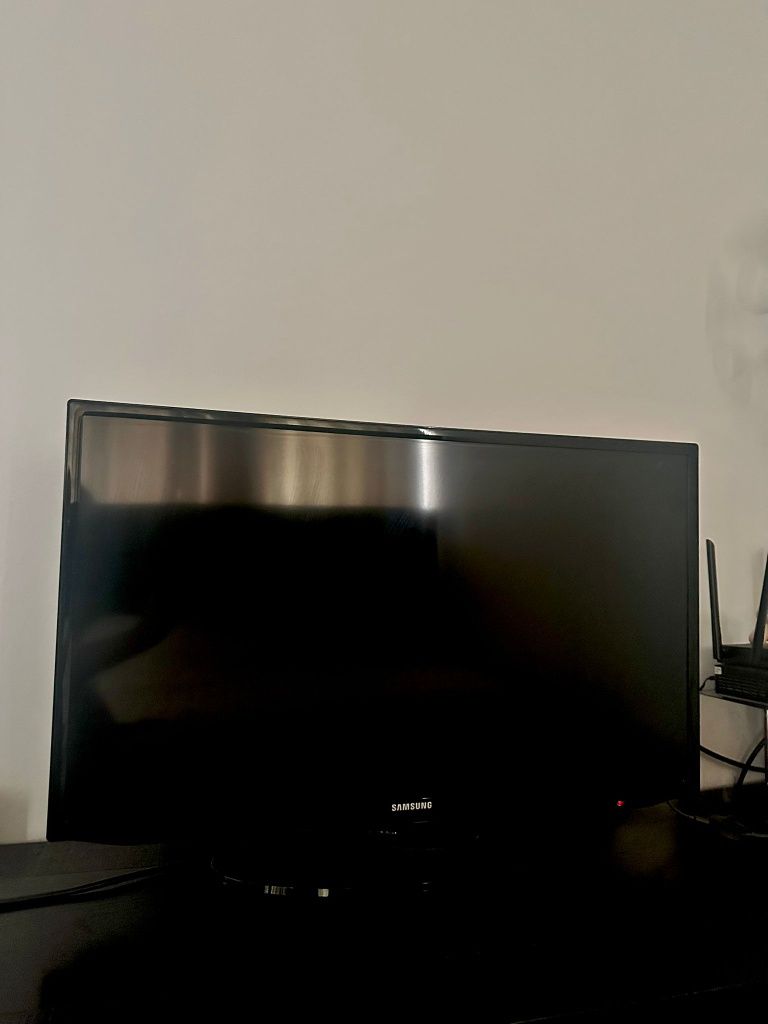 Televizor samsung UE32EH5000WXBT 80 cm full hd